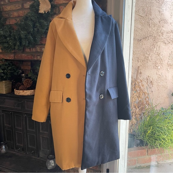 NWT WHO WHAT WEAR Bicolor 2 tone NWT
Double Breasted Black/Tan Coat - Picture 5 of 9